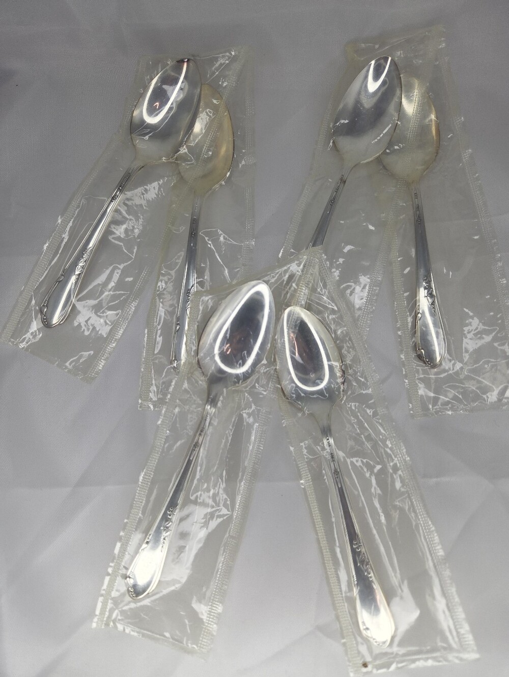 NOS 6 Wm A Rogers A1 Plus Oneida LTD Silver Plate Teaspoons Small Spoons